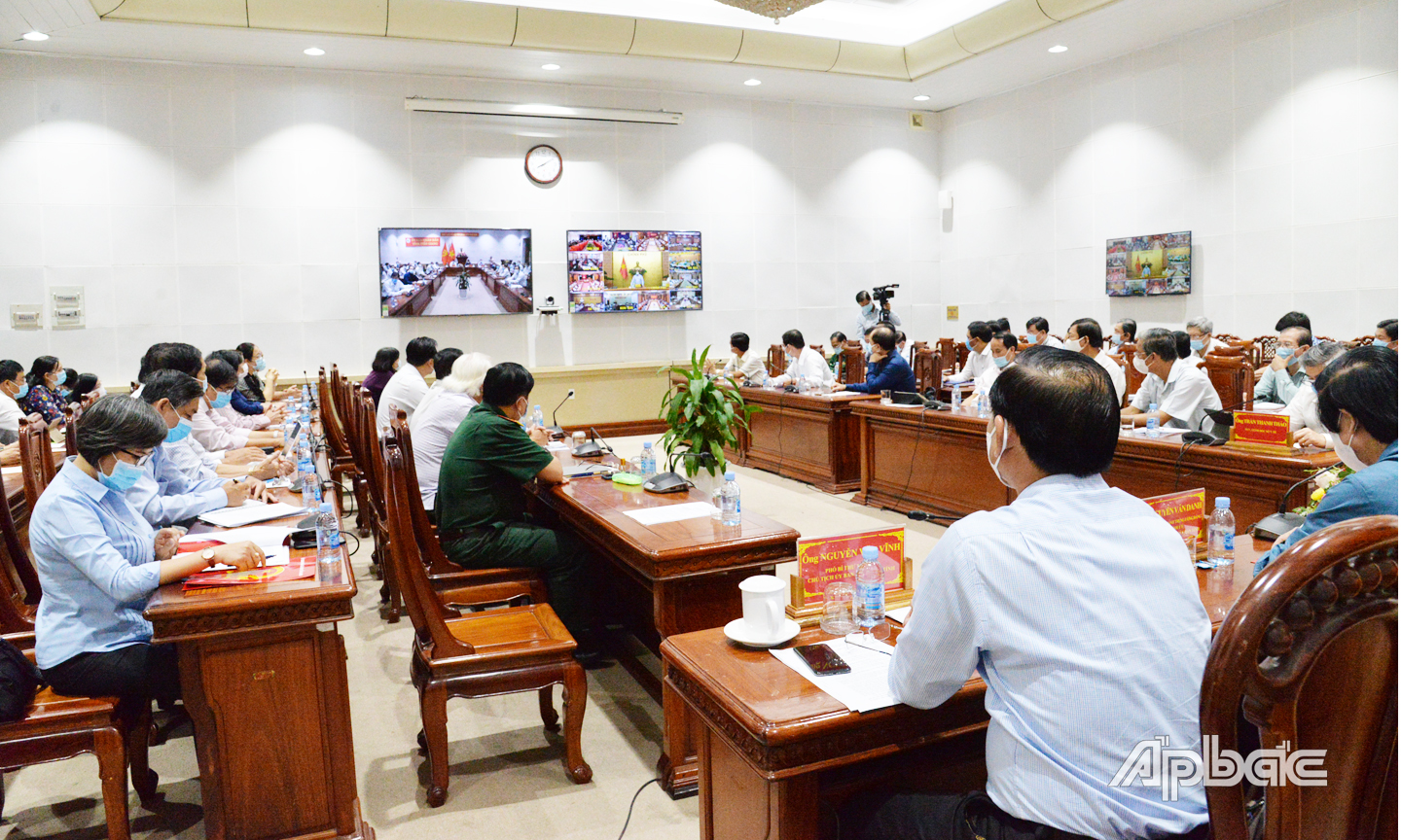 Quang cảnh hội nghị tại điểm cầu Tiền Giang