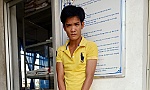 Đến tòa án nhận bản án, trộm luôn tài sản của thư ký