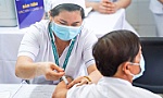 Chuyên gia bệnh truyền nhiễm lý giải việc tiêm vaccine Covid-19 mà vẫn mắc bệnh