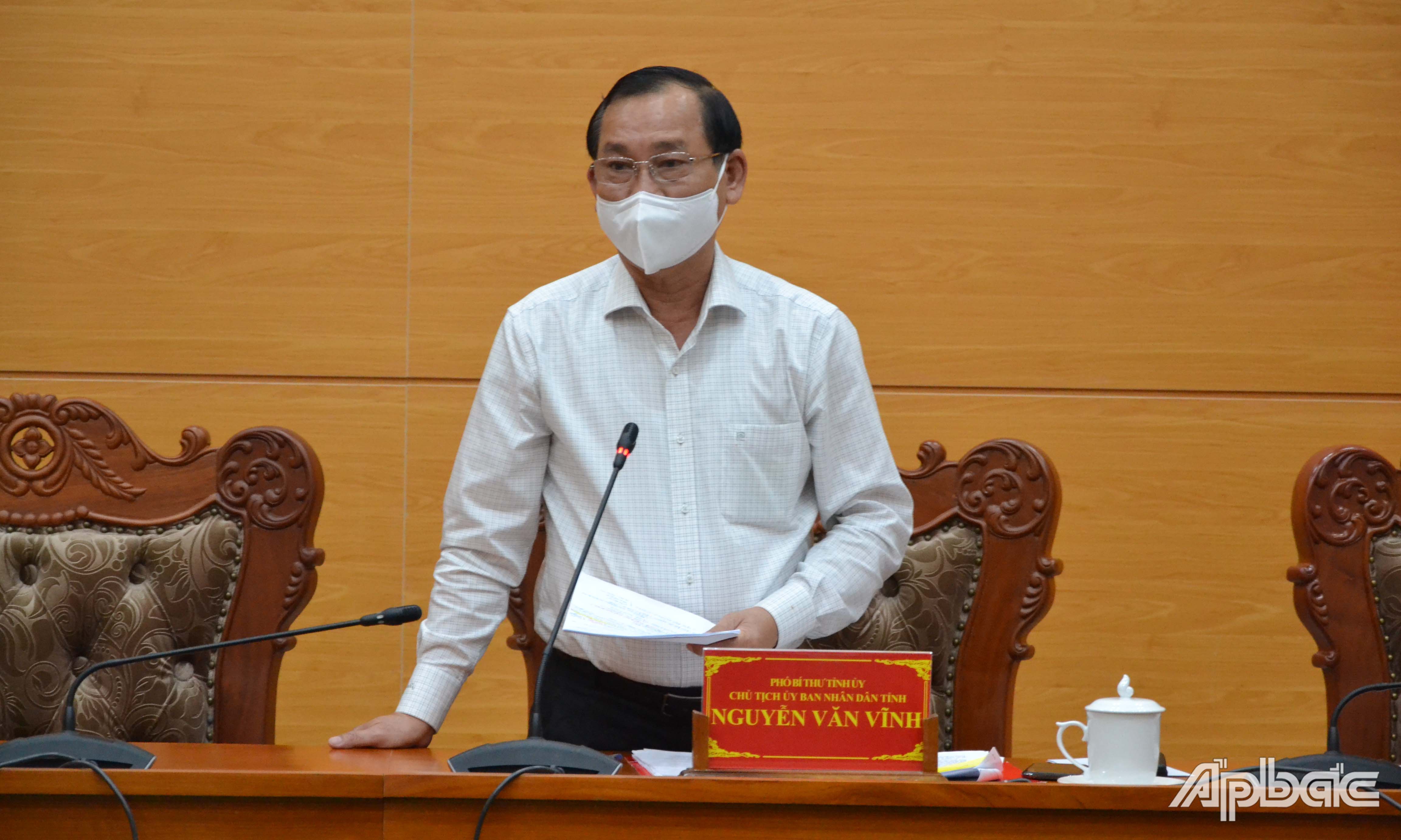 Đồng chí Nguyễn Văn Vĩnh phát biểu kết luận tại phiên họp.
