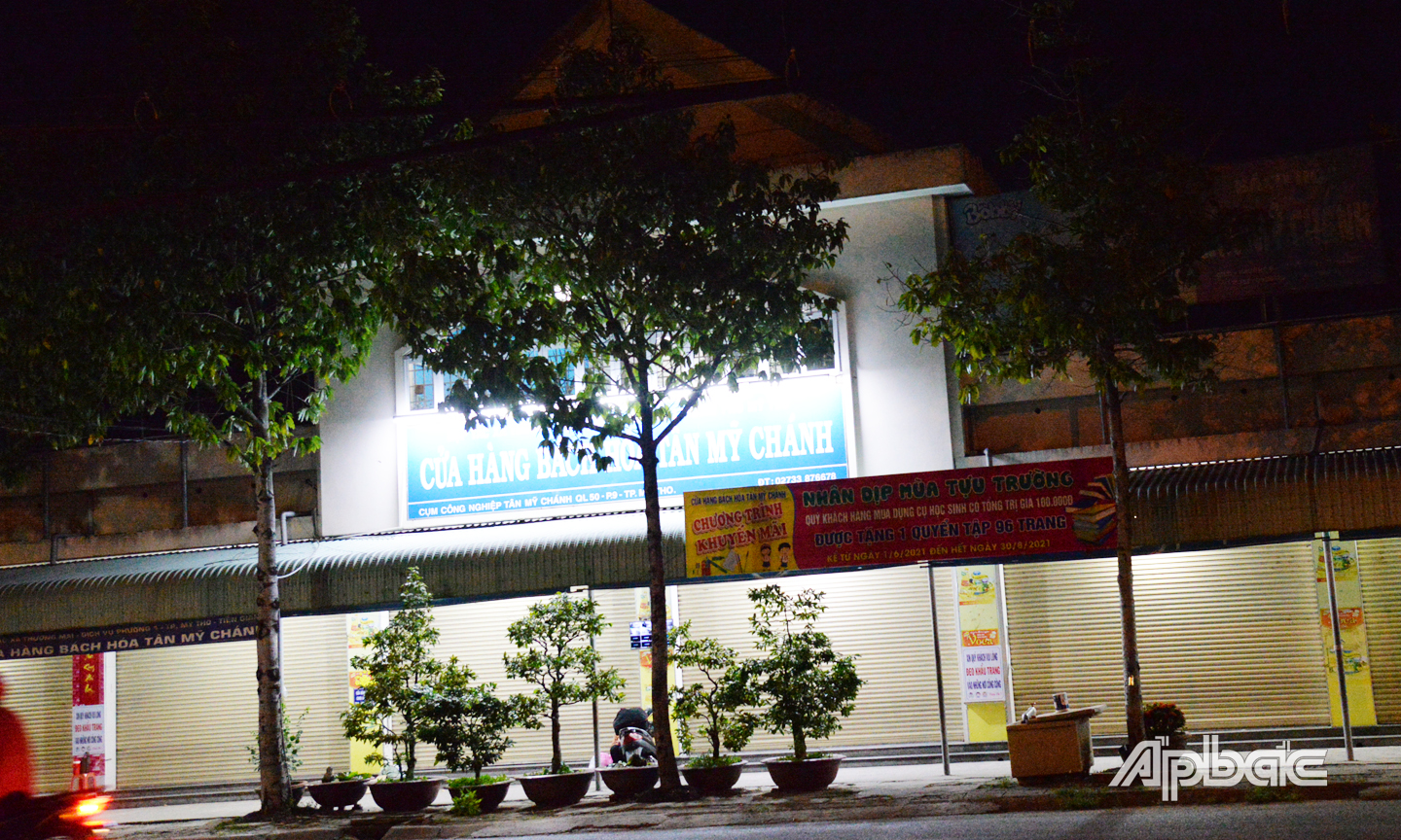 Cửa hàng bách hóa Tân Mỹ Chánh tạm thời đóng cửa để thực hiện biện pháp phòng dịch