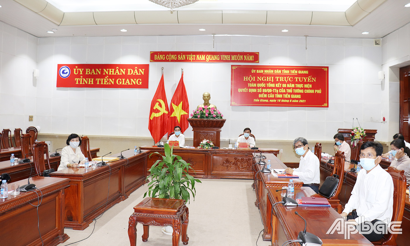 Quang cảnh hội nghị.