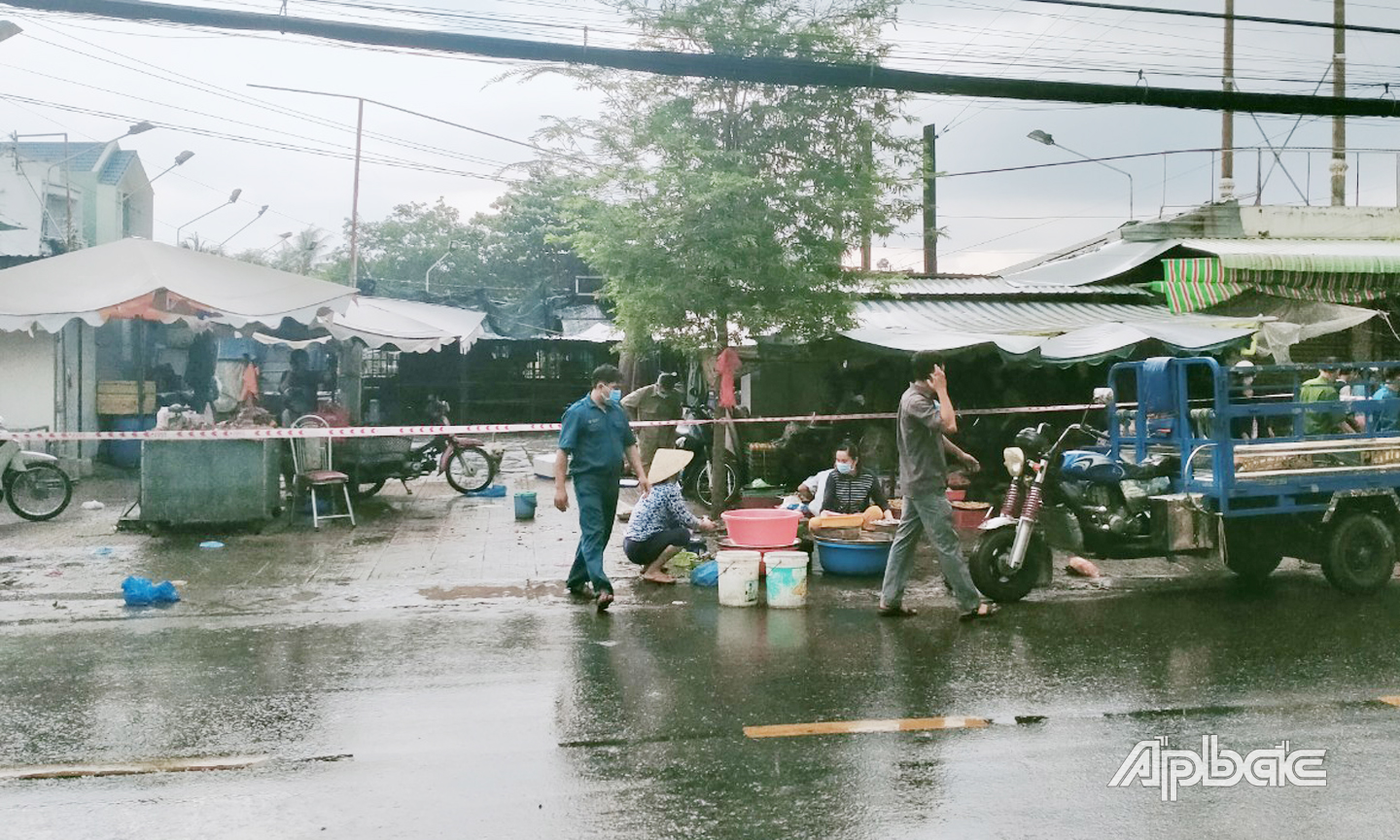 Cũng trong ngày 30-6, chợ Cũ, phường 8, TP. Mỹ Tho đã tạm ngừng hoạt động. Ảnh THỦY HÀ