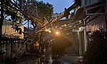 Lốc xoáy làm tốc mái 35 căn nhà