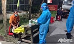 Tạm giữ xe tải chở người qua chốt kiểm soát không khai báo