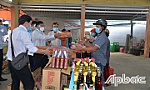 Tiền Giang: Tổ chức các Điểm bán hàng hóa thiết yếu phục vụ người dân