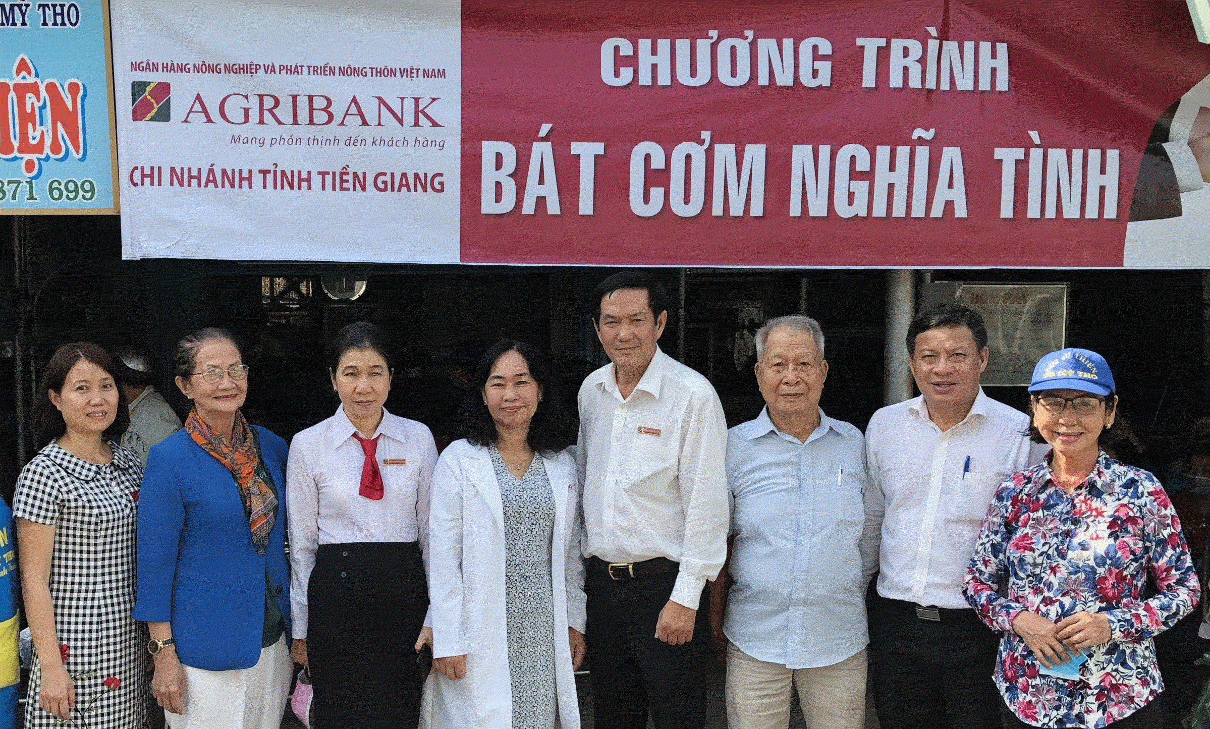 Công đoàn cơ sở ủng bộ bếp ăn từ thiện Bệnh viện đa khoa Trung tâm Tỉnh Tiền Giang.