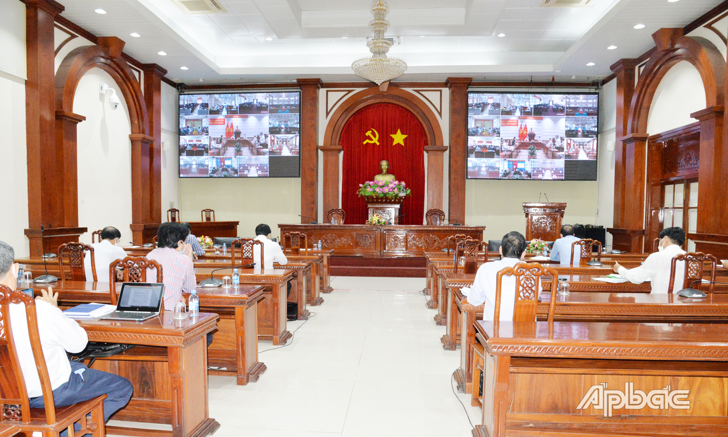 Quang cảnh tại các phòng họp của điểm cầu Ban Chỉ đạo tỉnh