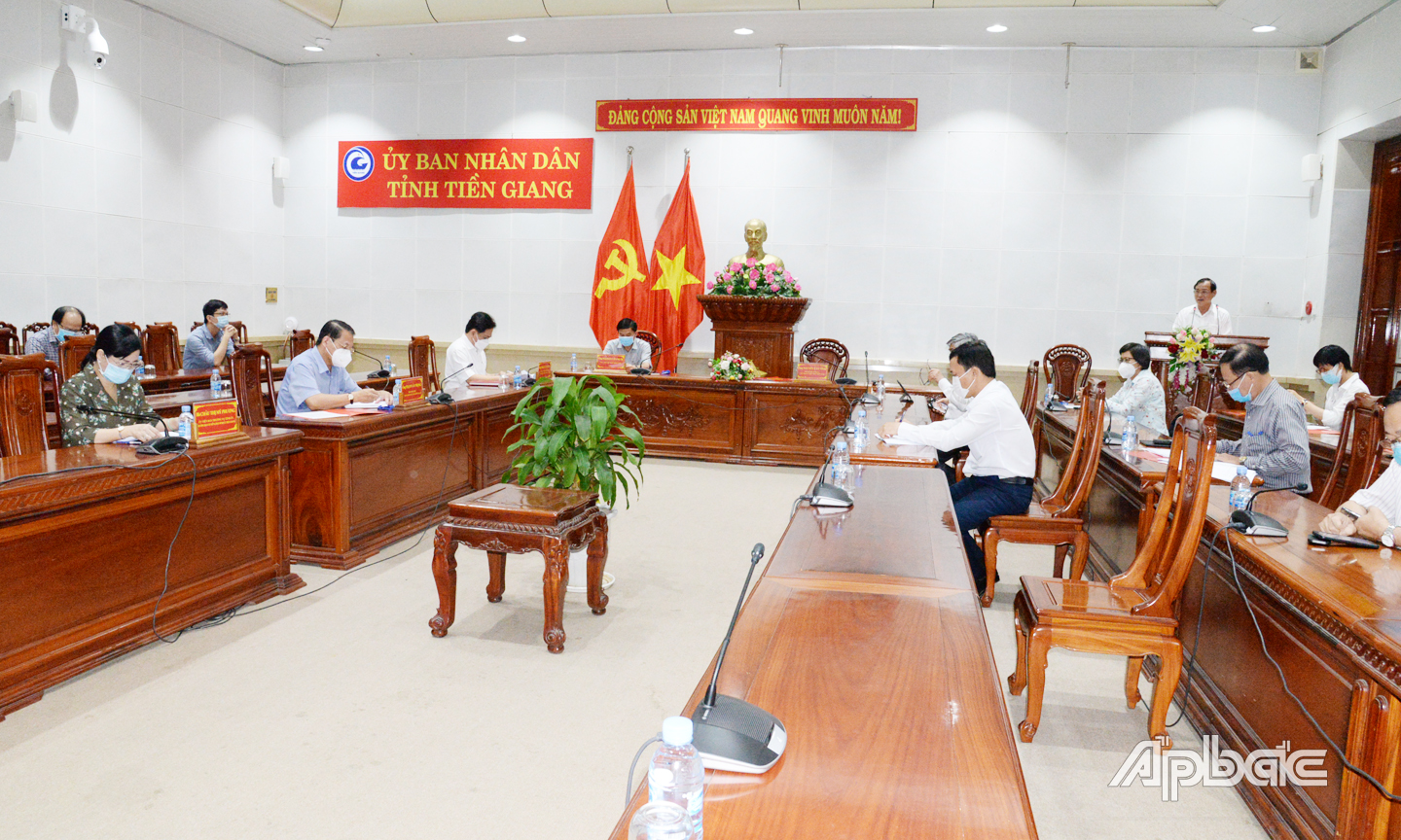 Quang cảnh cuộc họp tại điểm cầu chính