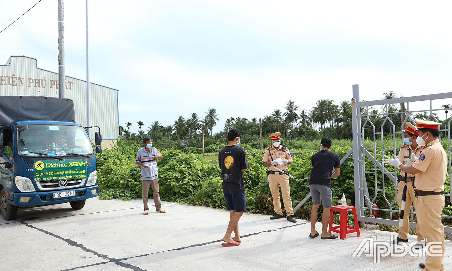 Công tác kiểm soát dịch bệnh diễn ra chặt chẽ.