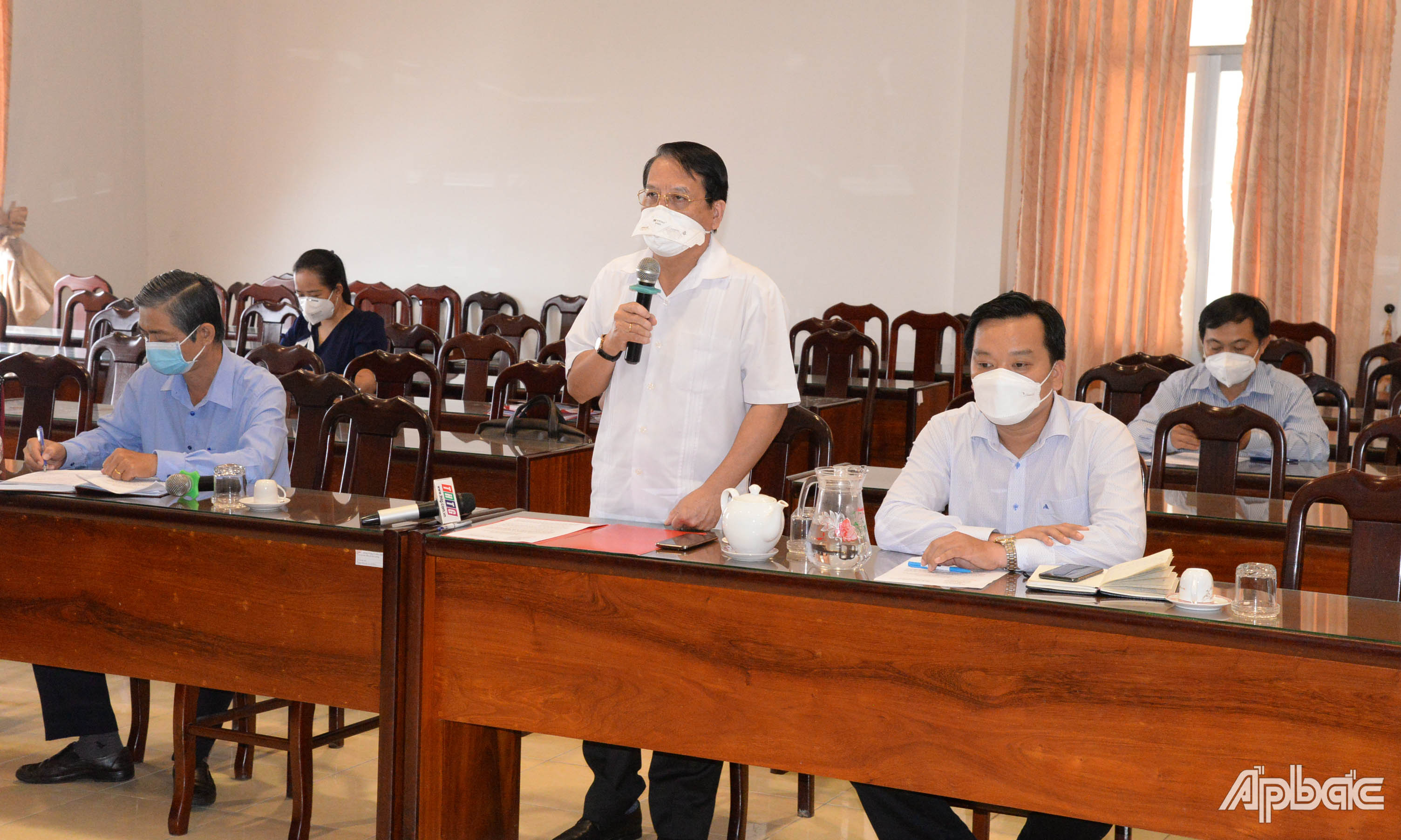 Đồng chí Phạm Văn Trọng phát biểu tại cuộc họp trực tuyến.