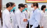 Triển khai ngay phương án điều động, chi viện nhân lực y tế cho các địa phương đang có nhiều ca lây nhiễm, bệnh nặng