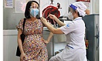 Tiêm vaccine Covid-19 cho thai phụ: Nhiều lợi ích hơn nguy cơ