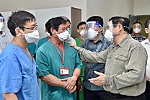 Thủ tướng Phạm Minh Chính kiểm tra, chỉ đạo, động viên công tác chống dịch tại Bình Dương