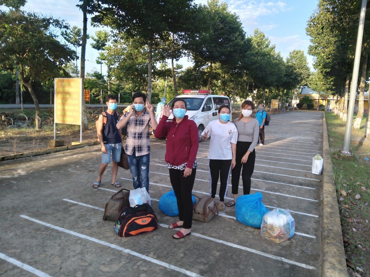 Niềm vui sau khi được điều trị khỏi bệnh.