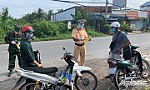 Tiền Giang: Kiểm soát chặt người và phương tiện thu mua nông sản
