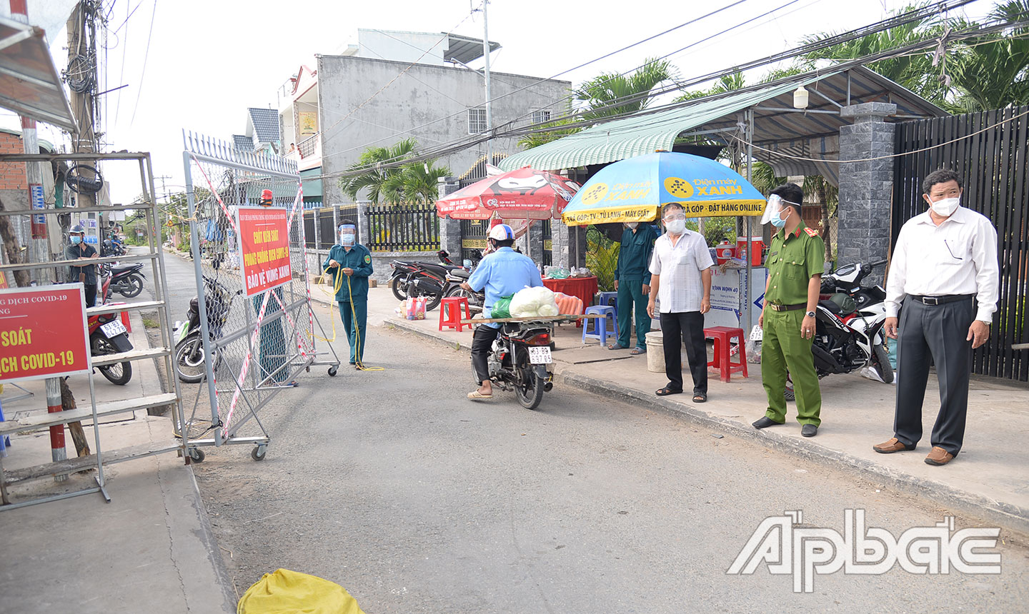 Nhằm ngăn chặn tiến tới đẩy lùi đại dịch Covid-19, các địa phương trên địa bàn tỉnh đã xác định các “vùng xanh” và xây dựng phương án bảo vệ, không để dịch lây lan vào địa bàn.