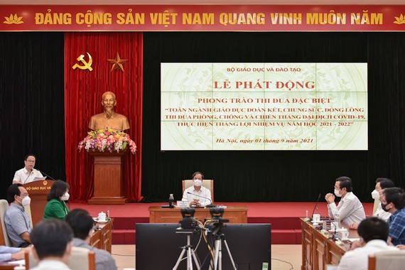 Lễ phát động phong trào thi đua đặc biệt “Toàn ngành Giáo dục đoàn kết, chung sức, đồng lòng thi đua phòng, chống và chiến thắng đại dịch Covid-19
