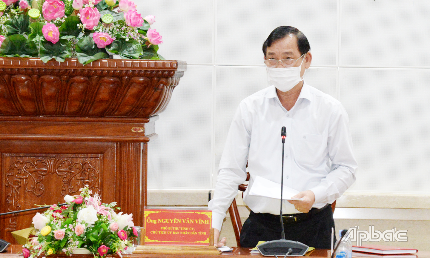 Đồng chí Nguyễn Văn Vĩnh chỉ đạo những nhiệm vụ cần thực hiện ngay để phòng, chống dịch hiệu quả