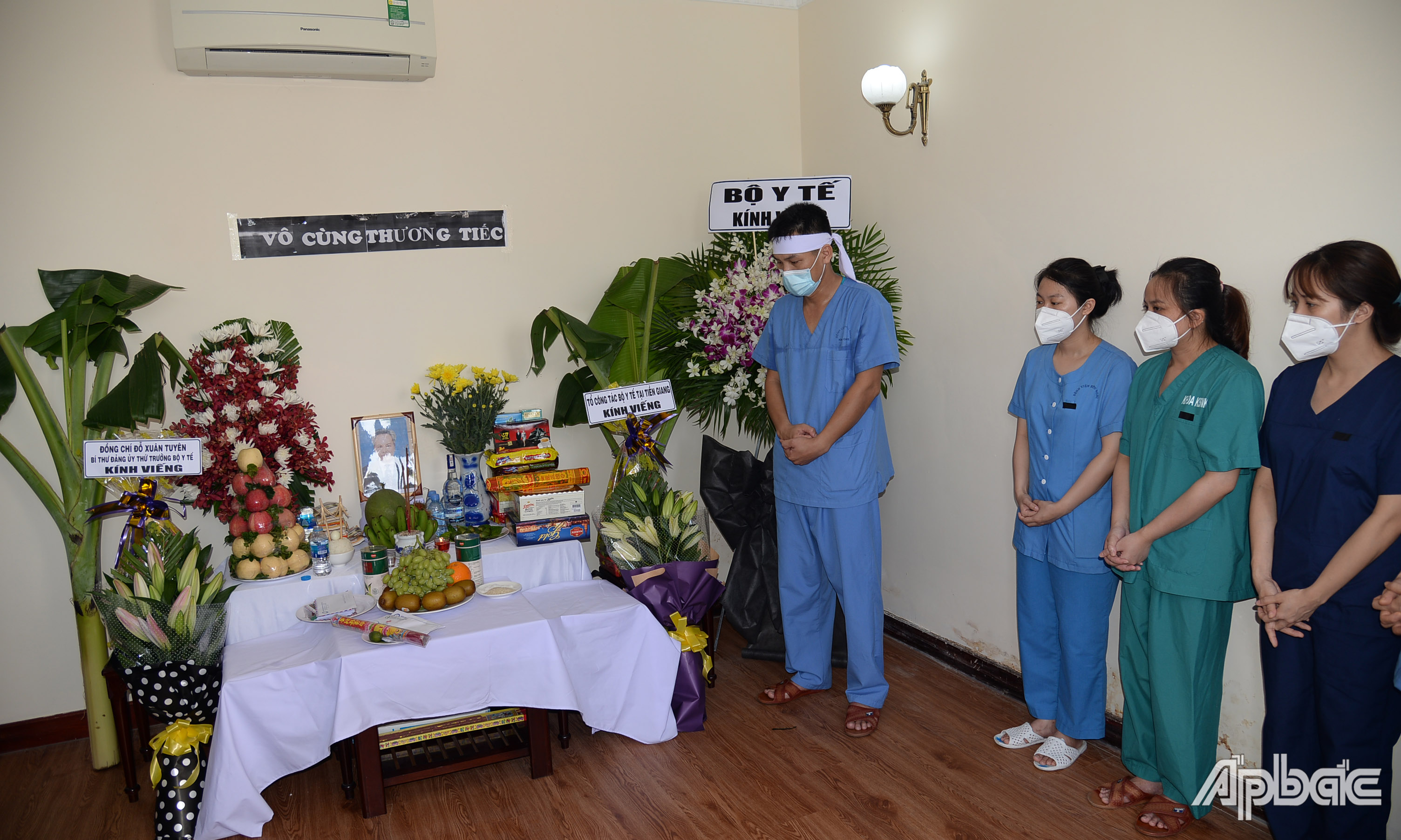Điều dưỡng Sử nén đau thương tiếp tục ở lại tỉnh Tiền Giang thực hiện công tác chống dịch Covid-19.