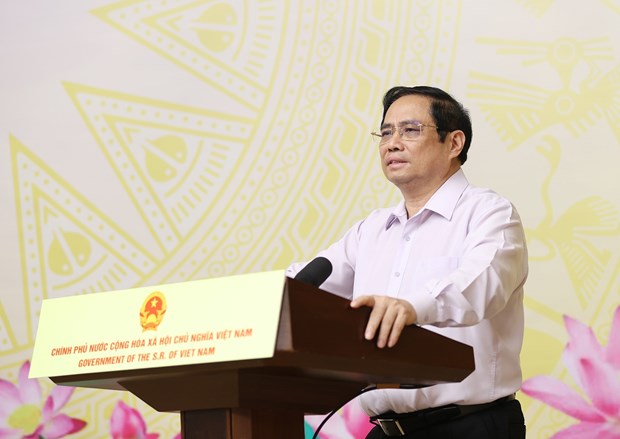 Thủ tướng Chính phủ Phạm Minh Chính phát động Chương trình “Sóng và máy tính cho em”. (Ảnh: Dương Giang/TTXVN)