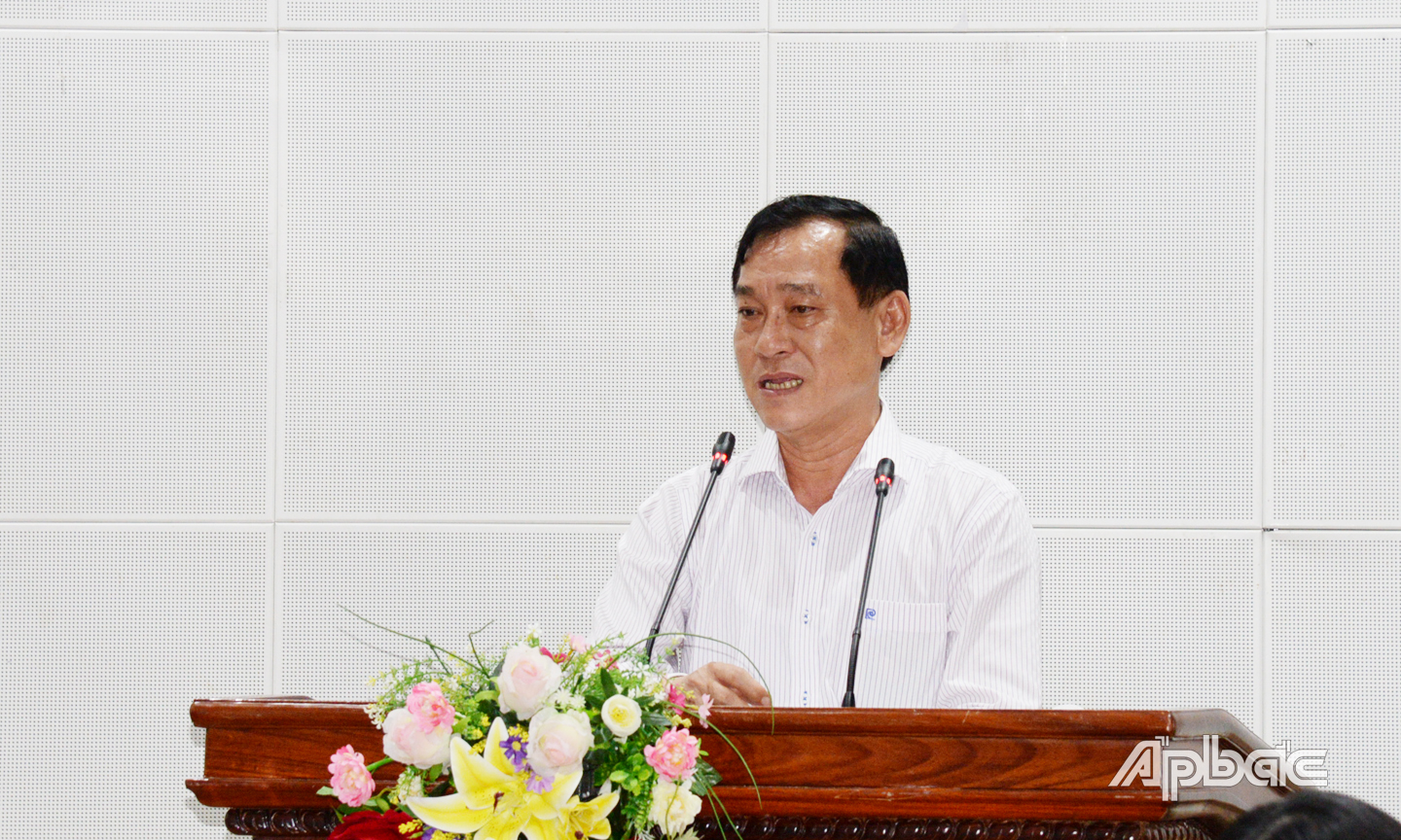 Chủ tịch UBND tỉnh Nguyễn Văn Vĩnh yêu cầu các địa phương phải quyết liệt thực hiện các giải pháp kiểm soát dịch bệnh