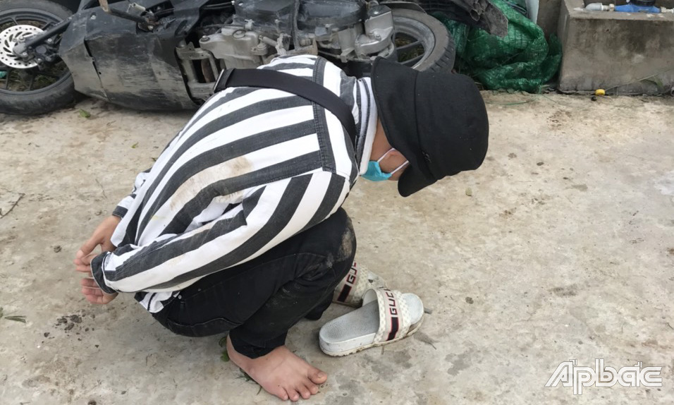 Toàn bị bắt giữ.