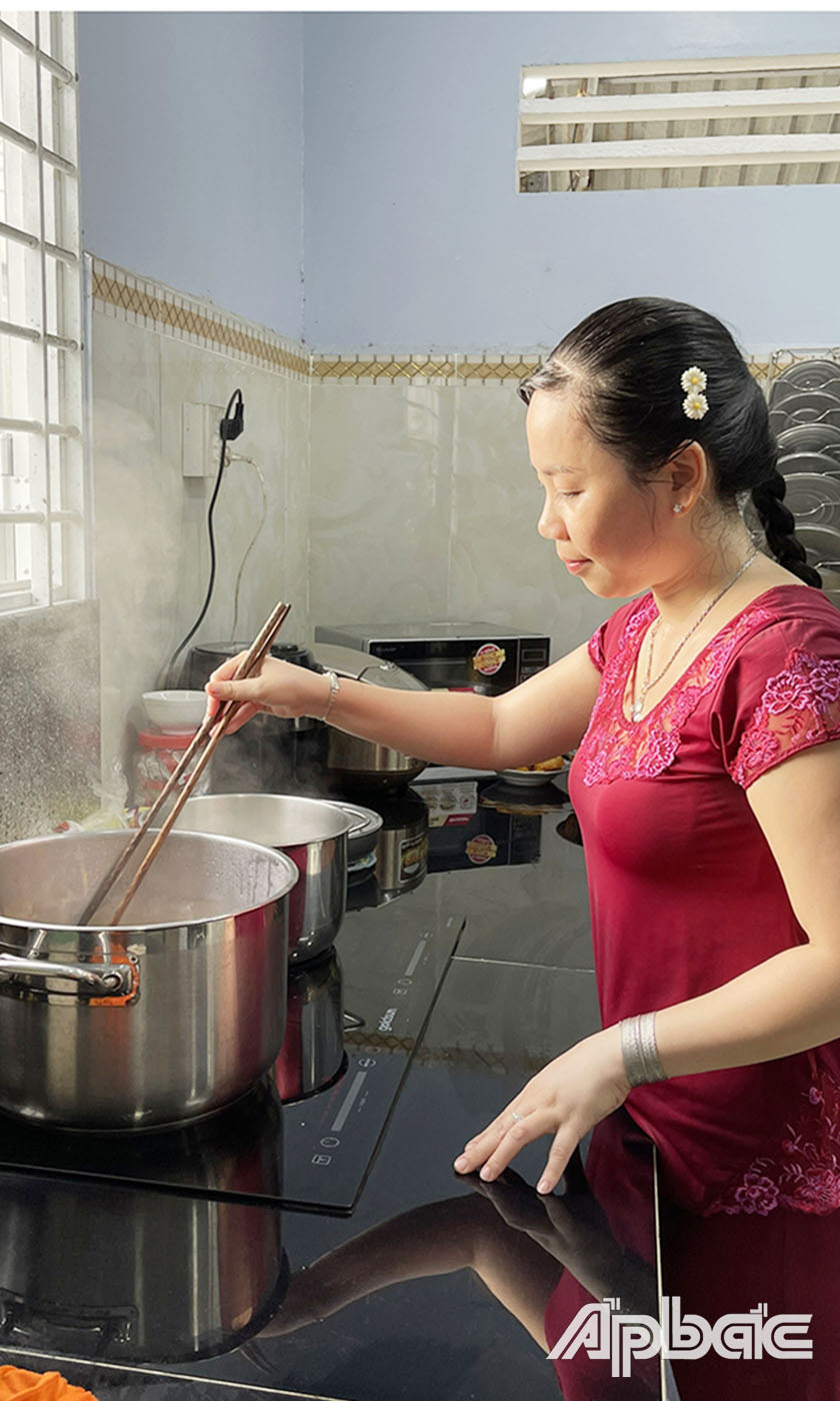 Nhiều bà nội trợ cho biết, những ngày giãn cách là dịp để điều chỉnh lại thói quen chi tiêu vung tay quá trán của mình để tạo thói quen tiết kiệm.