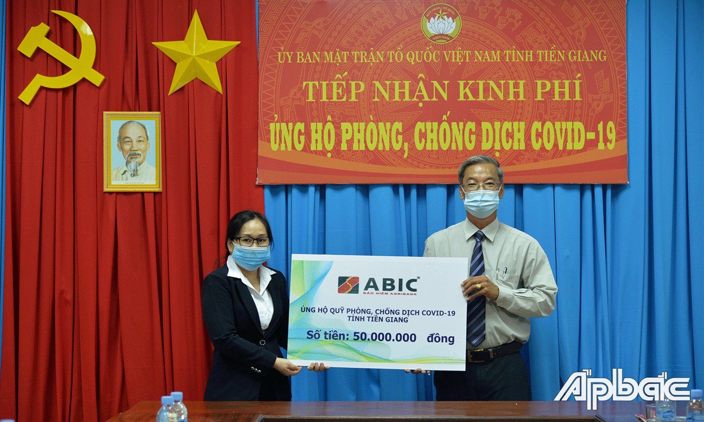 ty Cổ phần Bảo hiểm Agribank Tiền Giang (ABIC) ủng hộ 50 triệu đồng.