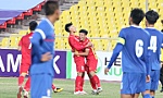 Các cầu thủ U23 Việt Nam thi đấu khá rụt rè