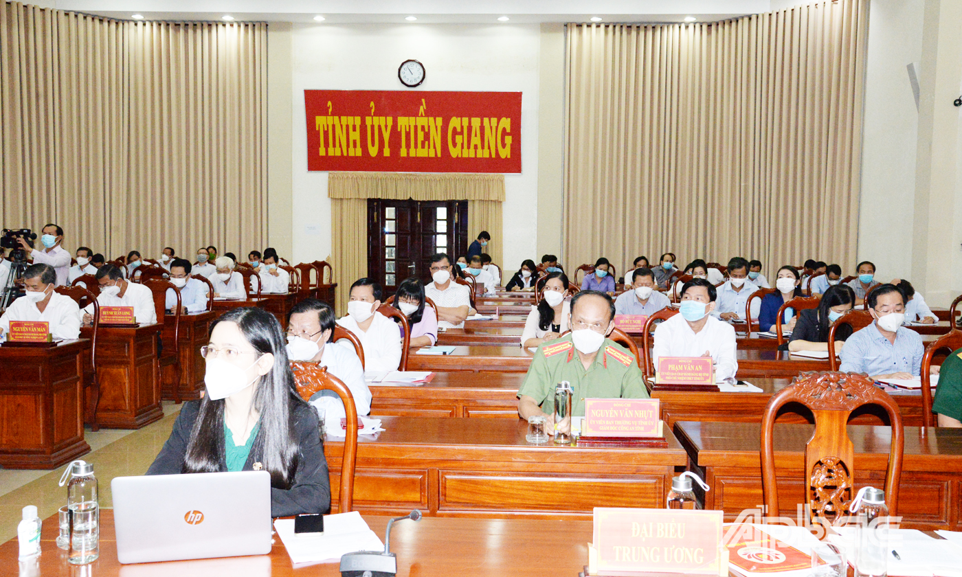 Quang cảnh hội nghị tại điểm cầu chính. Ảnh: HẠNH NGA