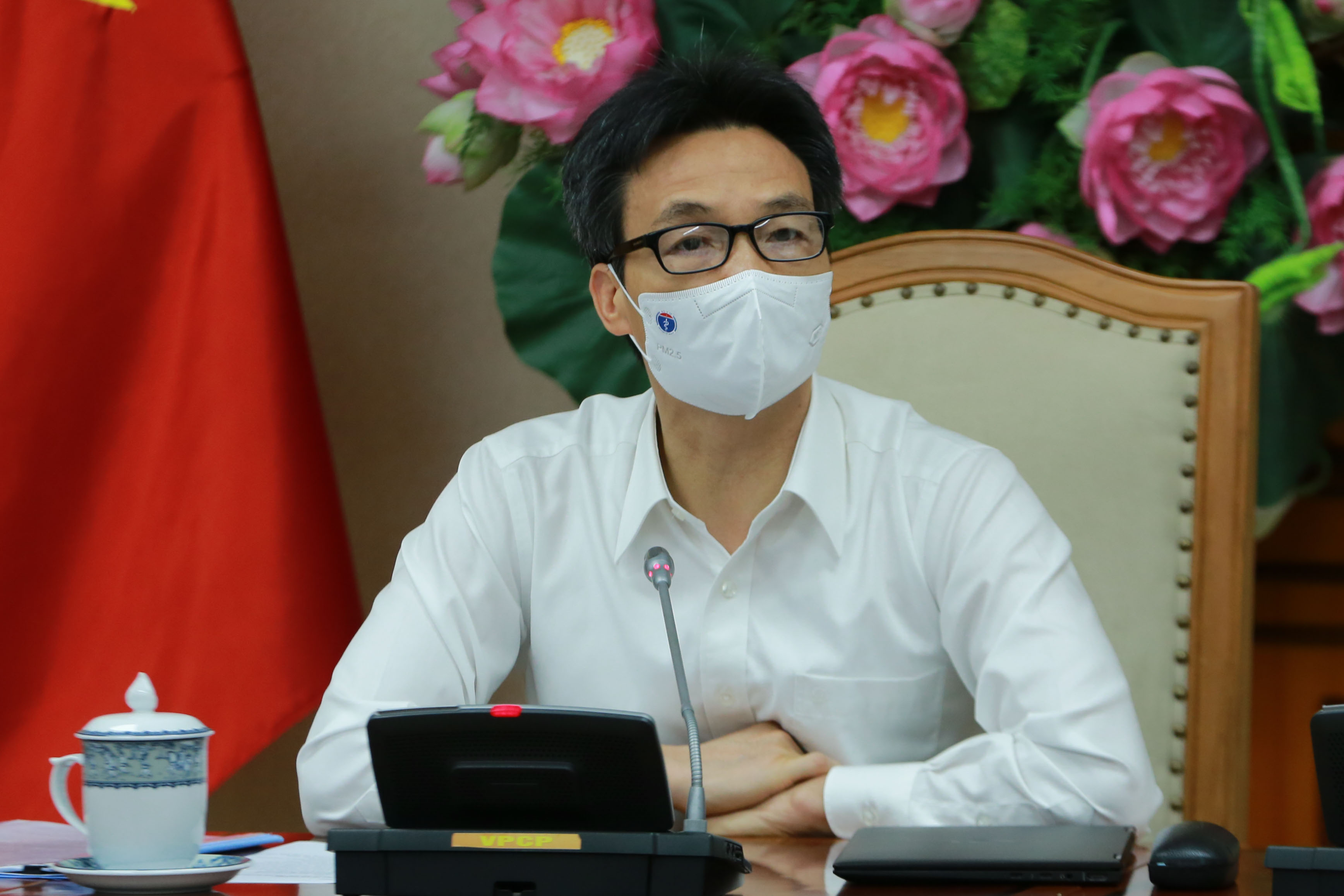 Phó Thủ tướng Vũ Đức Đam: Phải tổ chức tiêm vaccine sớm và an toàn cho học sinh trong độ tuổi theo quy định của Bộ Y tế. Ảnh: VGP/Đình Nam