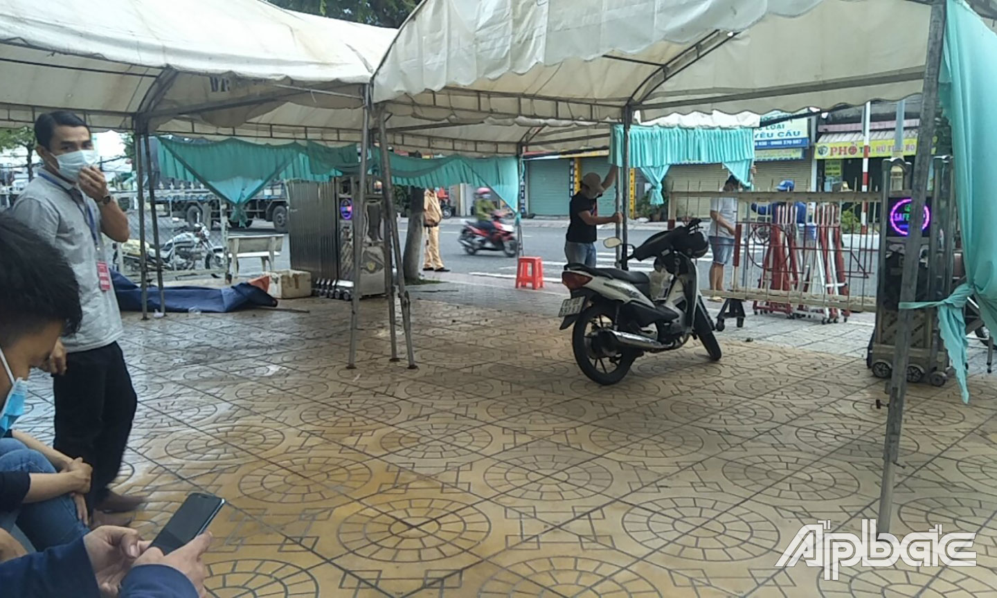 Chốt cửa ngõ trên đường Ấp Bắc.