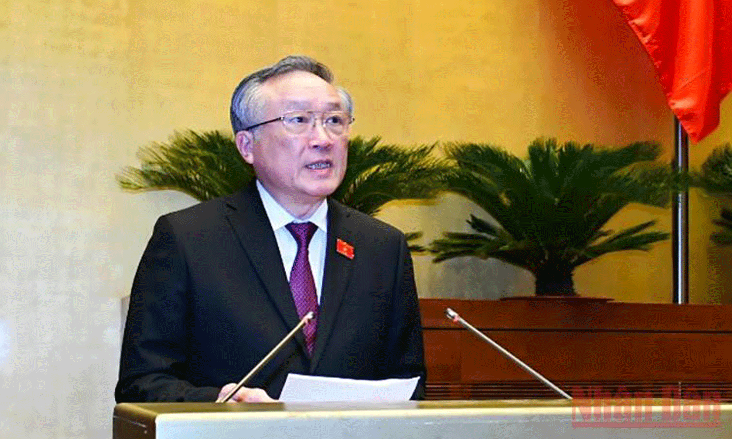 Chánh án Tòa án nhân dân tối cao Nguyễn Hòa Bình trình bày báo cáo về công tác của các Tòa án năm 2021. Ảnh: LINH NGUYÊN
