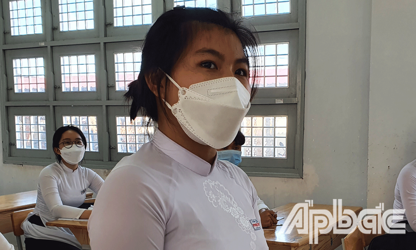 Em Nguyễn Thị Nguyệt Huế, Trưởng Trường THCS - THPT Phú Thạnh.