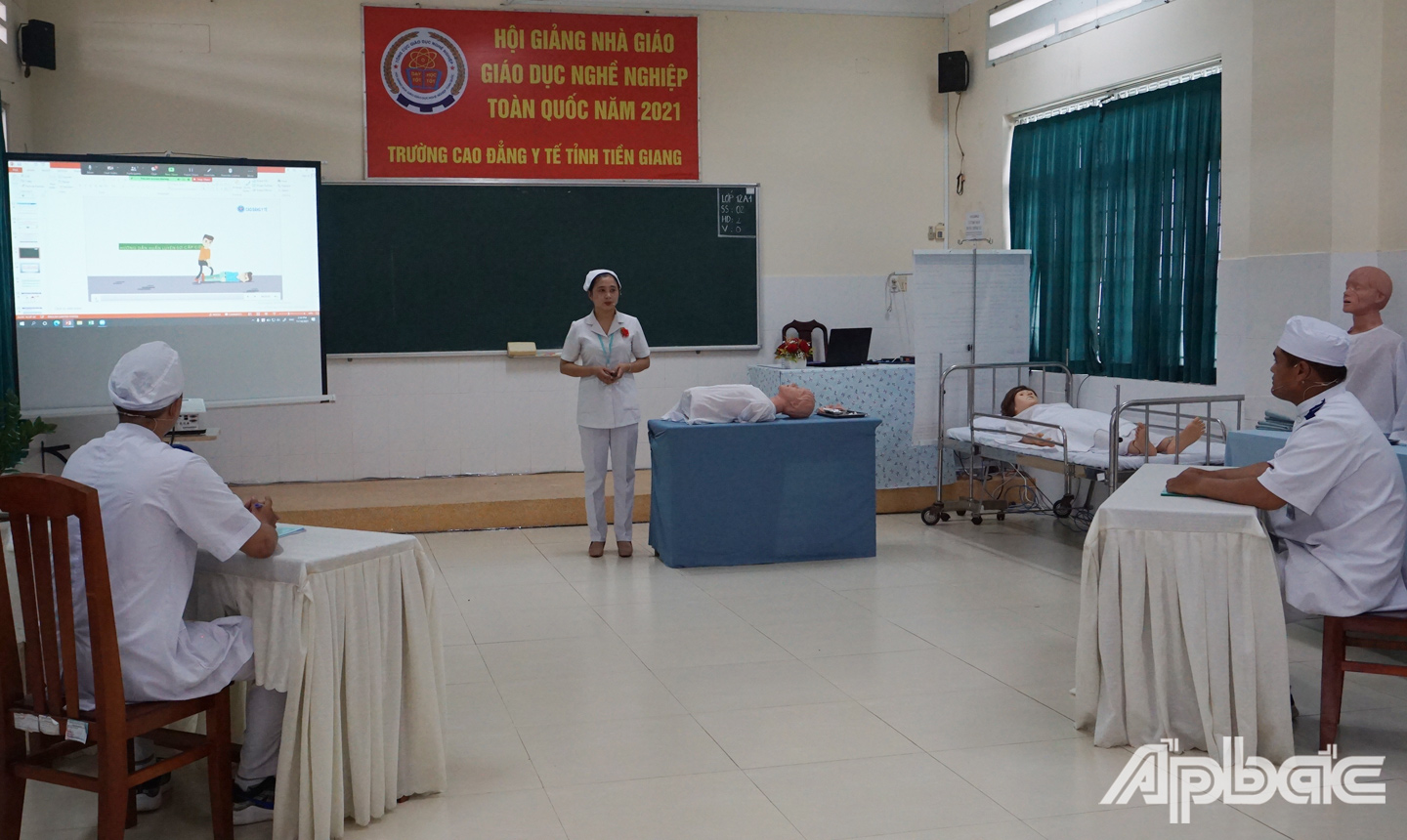 Phần thi của trường Cao đẳng Y tế Tiền Giang.