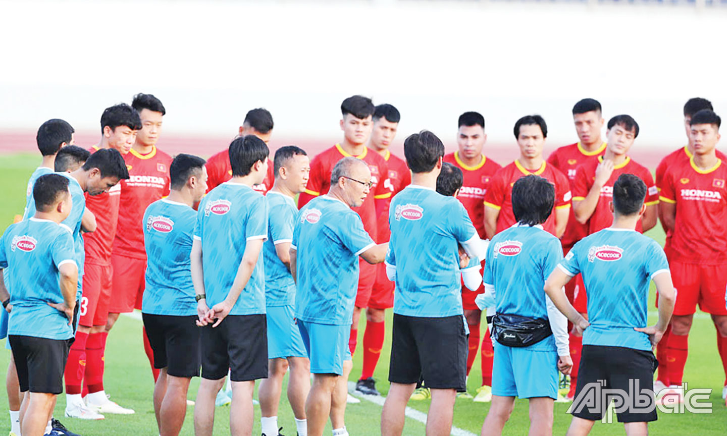 Đấu trường  vừa sức  như AFF Cup  là cơ hội để HLV Park Hang-seo  và các cầu thủ  làm mới lối chơi của Đội tuyển  Việt Nam.  Ảnh: Vietnamnet.vn