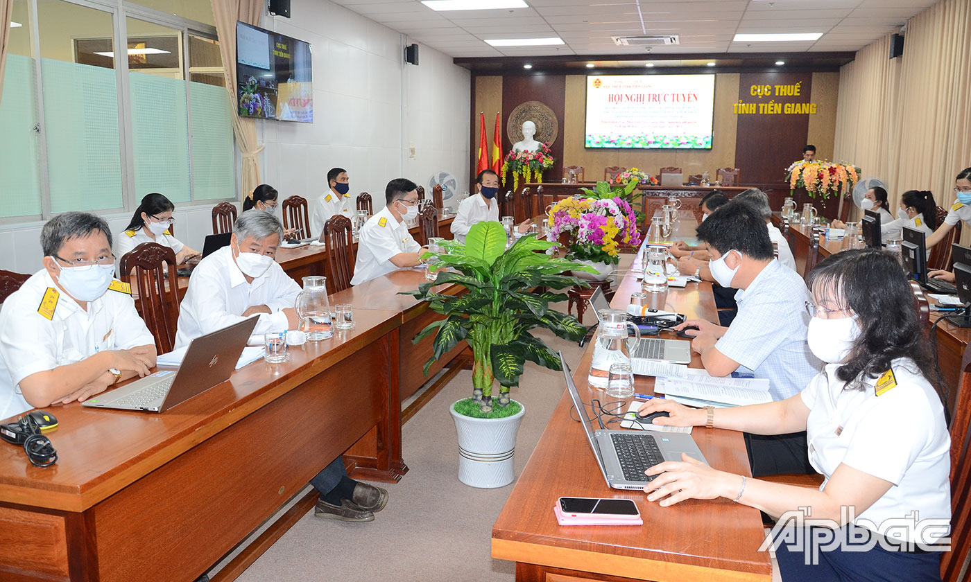 Quang cảnh hội nghị.