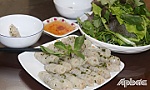 Tìm về bánh nghệ Gò Công