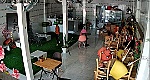 Truy tìm một phụ nữ đột nhập quán trà sữa trộm tài sản