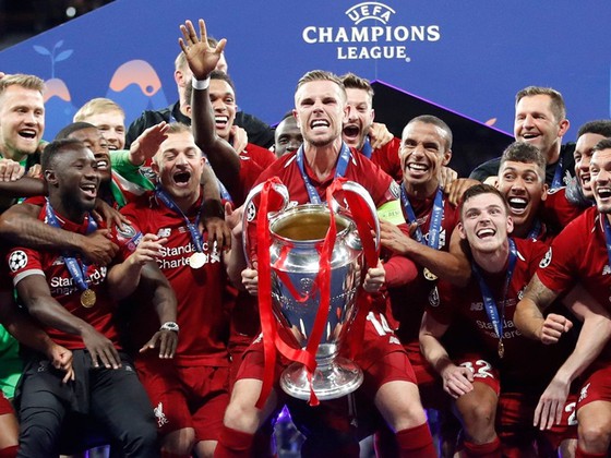 Trước đó 2 năm là Liverpool chạm đến vinh quang châu Âu.