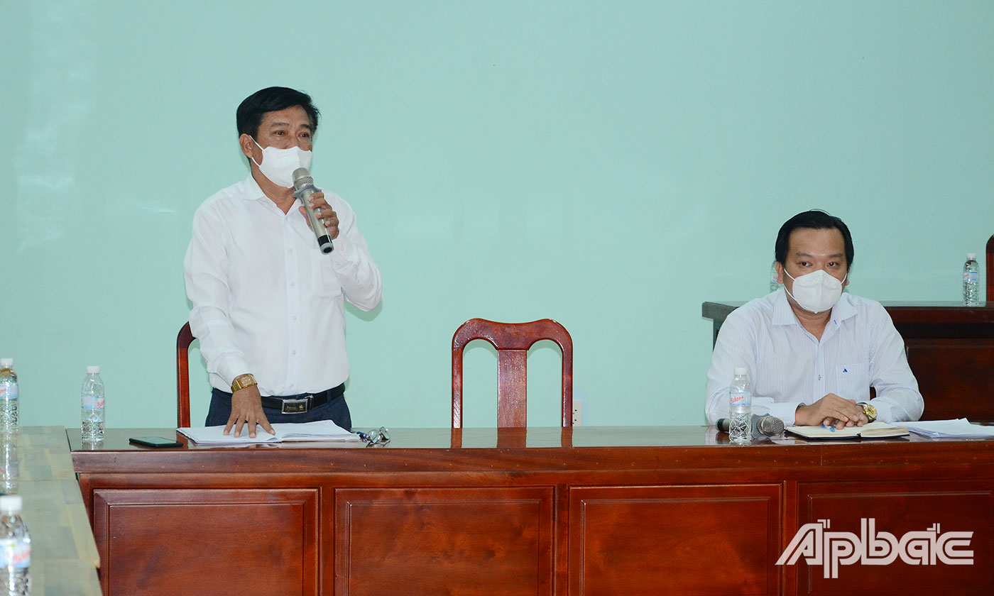 Lãnh đạo UBND huyện Châu Thành phát biểu ý kiến.