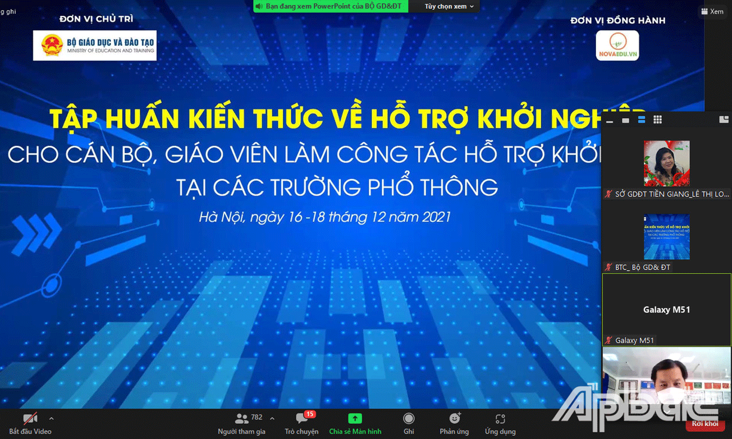 Quang cảnh buổi tập huấn Sáng ngày 16-12, Bộ Giáo dục và Đào tạo (GD-ĐT) tổ chức khai mạc Hội thảo, tập huấn trực tuyến kiến thức, kỹ năng về hỗ trợ khởi nghiệp cho cán bộ, giáo viên làm công tác hỗ trợ khởi nghiệp tại các trường phổ thông. 