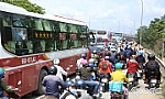 Lưu thông như thế nào khi đường về miền Tây xảy ra ùn tắc dịp tết