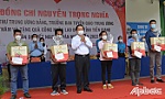 Trưởng Ban Tuyên giáo Trung ương thăm, tặng quà tết tại Tiền Giang