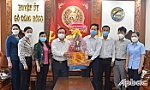 Đồng chí Võ Văn Bình thăm, chúc tết Huyện ủy Gò Công Đông