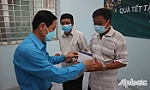 Tiền Giang: Trao quà tết cho đoàn viên, công nhân, lao động