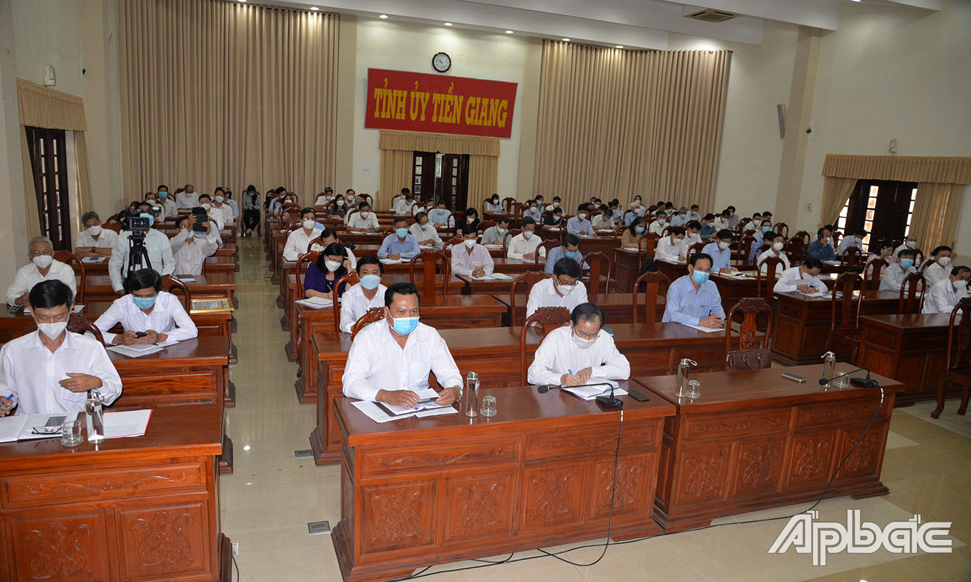 Quang cảnh hội nghị