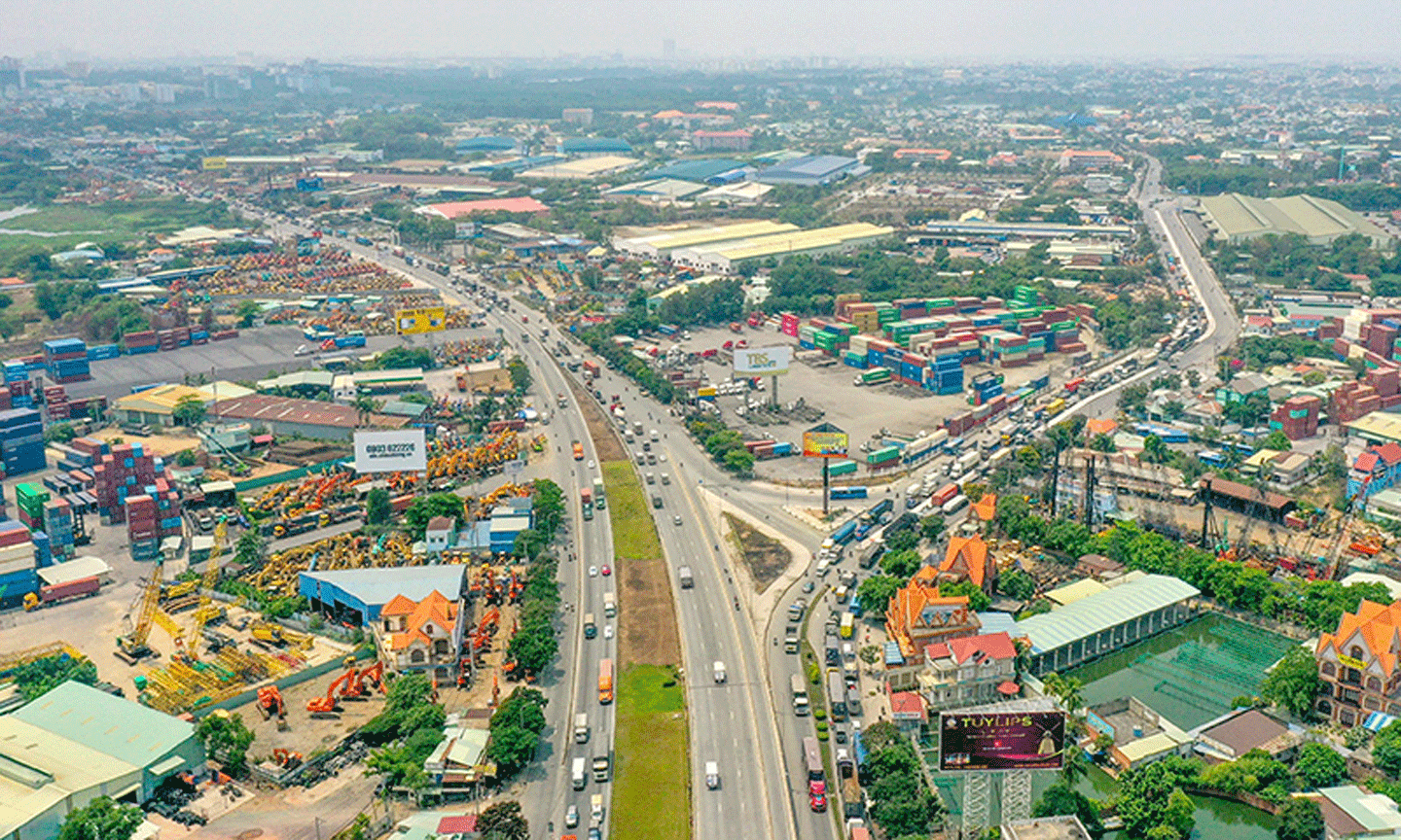 Đoạn kết nối quốc lộ 1A với tuyến Mỹ Phước-Tân Vạn.