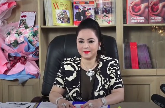 Bà Nguyễn Phương Hằng là Tổng Giám đốc Khu du lịch Đại Nam.